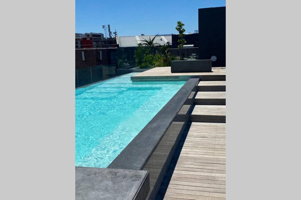 Modern Apartment In The Docklands, De Waterkant, Cape Town Stunning Views, Gorgeous Pool Deck 외부 사진